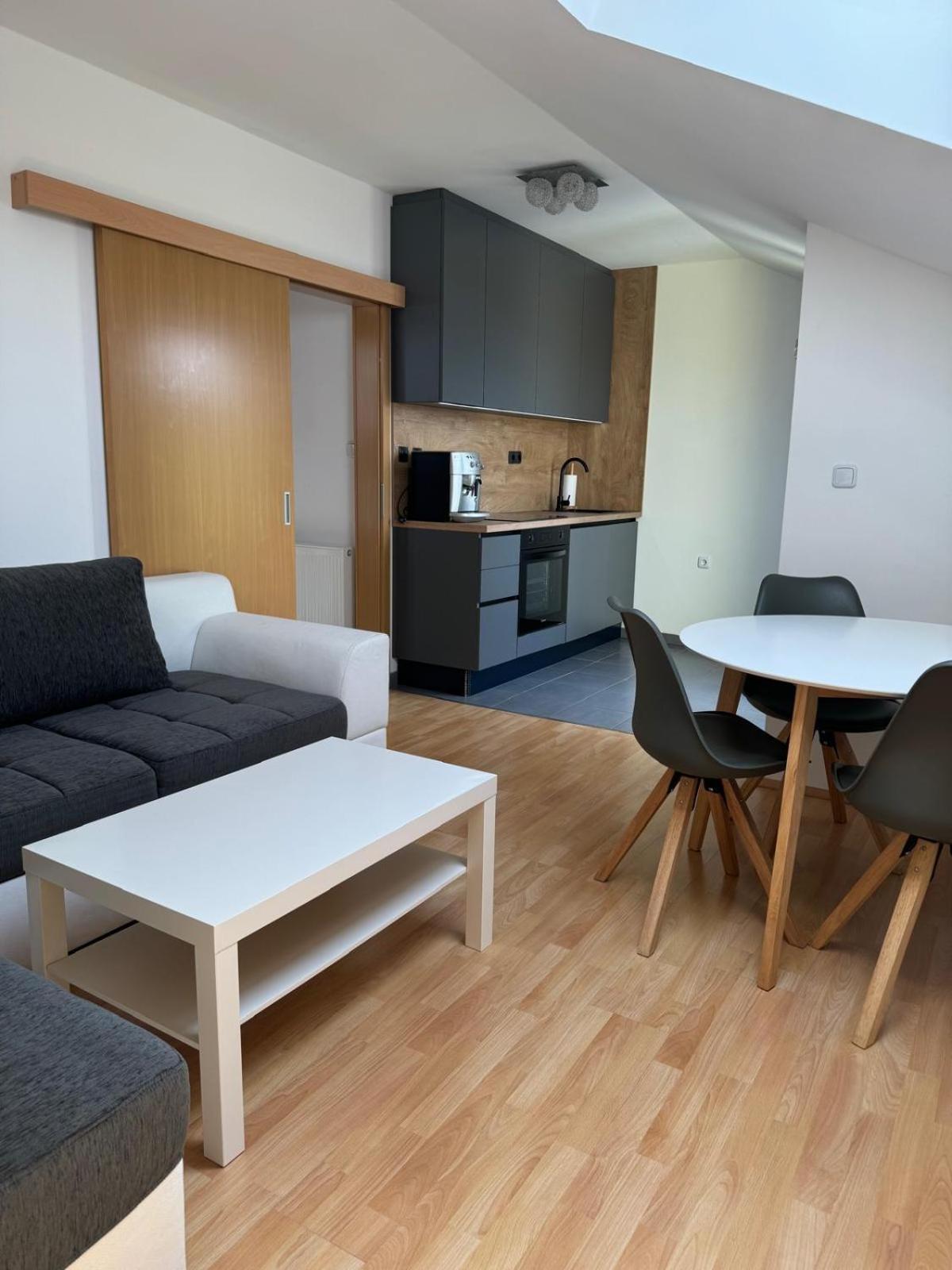Haus Ella Apartamento Novi Vinodolski Exterior foto