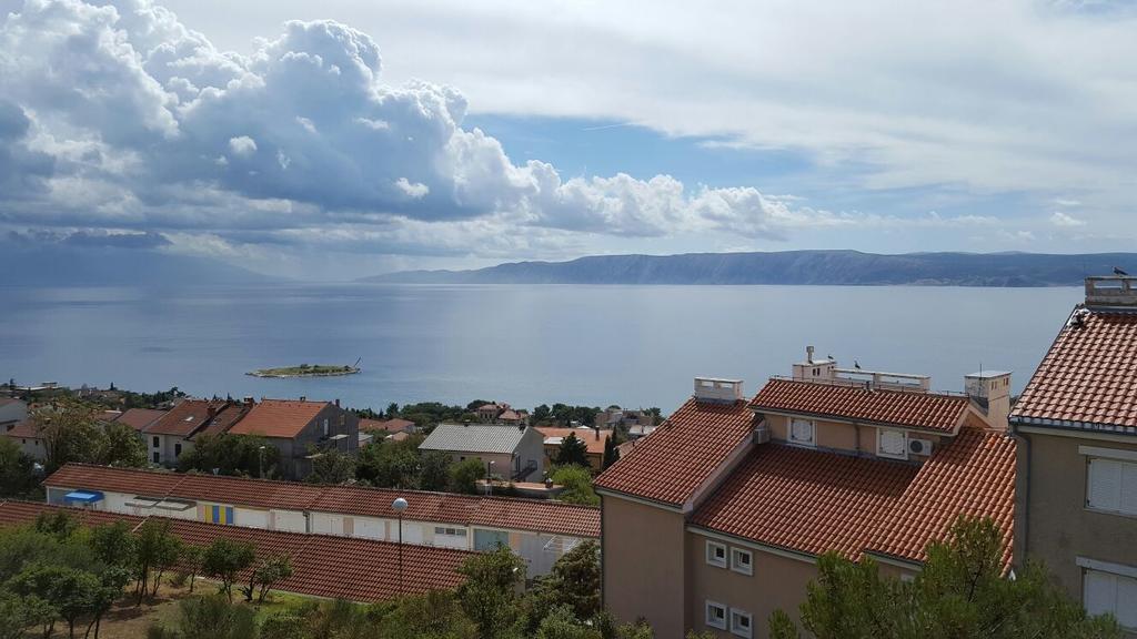 Haus Ella Apartamento Novi Vinodolski Exterior foto
